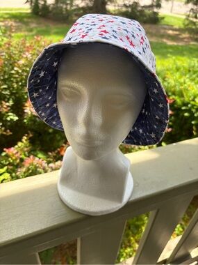 Reversible Unisex Tulip Bucket Hat, New, Handmade